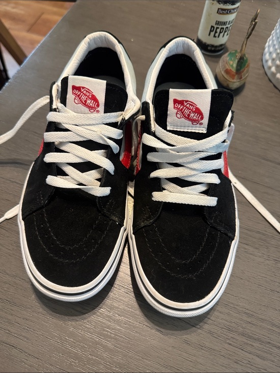 Vans Shoes - Vans Black & Red Low-Top Lace-Up Skate Sneakers